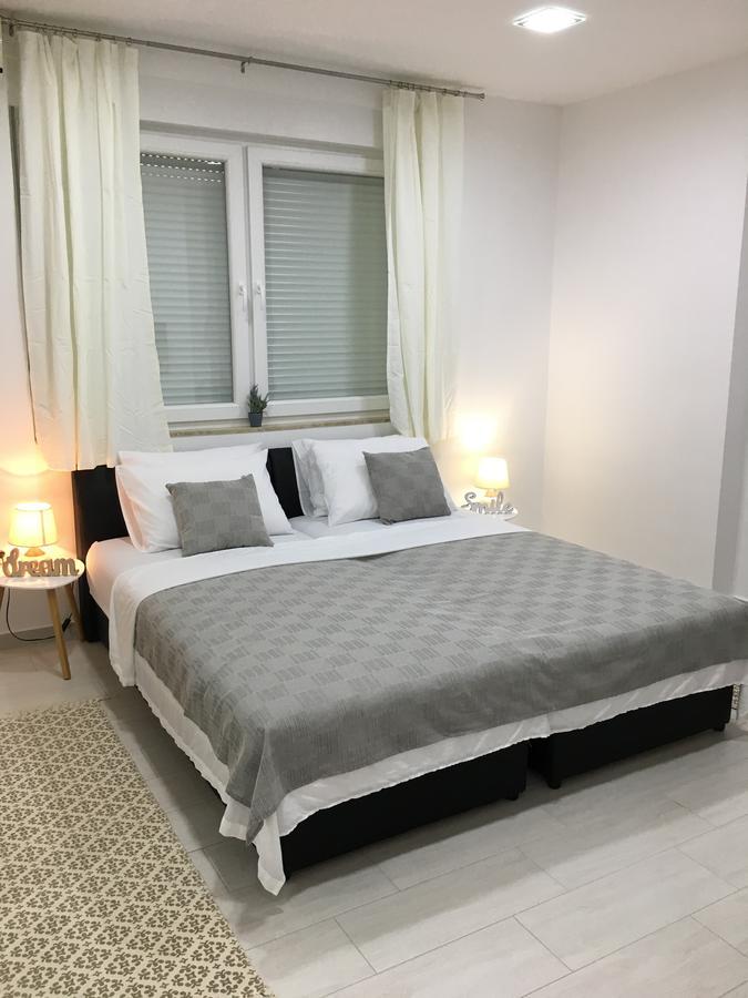 Apartments Valentina - Free Parking Mostar Exterior foto